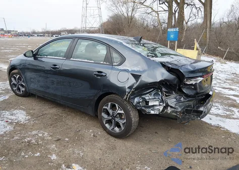 2019 Kia Forte Lxs из США, поврежденный, VIN 3KPF24AD2KE110541